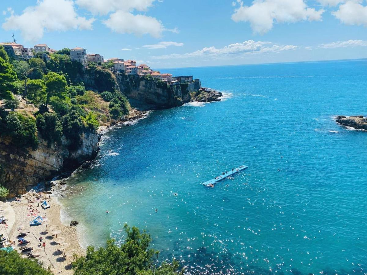 Hotel Maris Улцинь Экстерьер фото