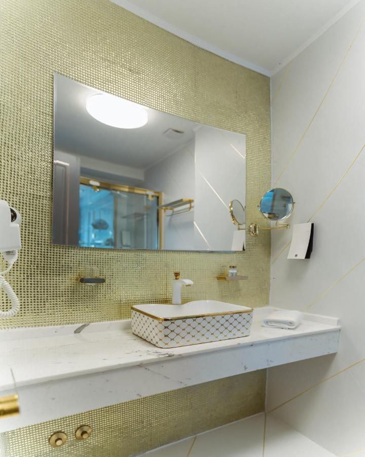 Hotel Maris Улцинь Экстерьер фото