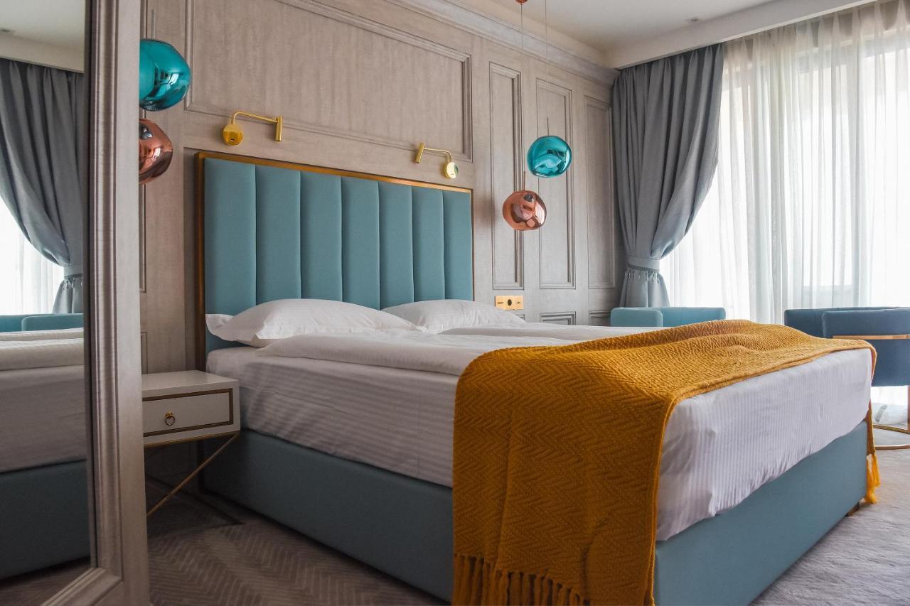 Hotel Maris Улцинь Экстерьер фото