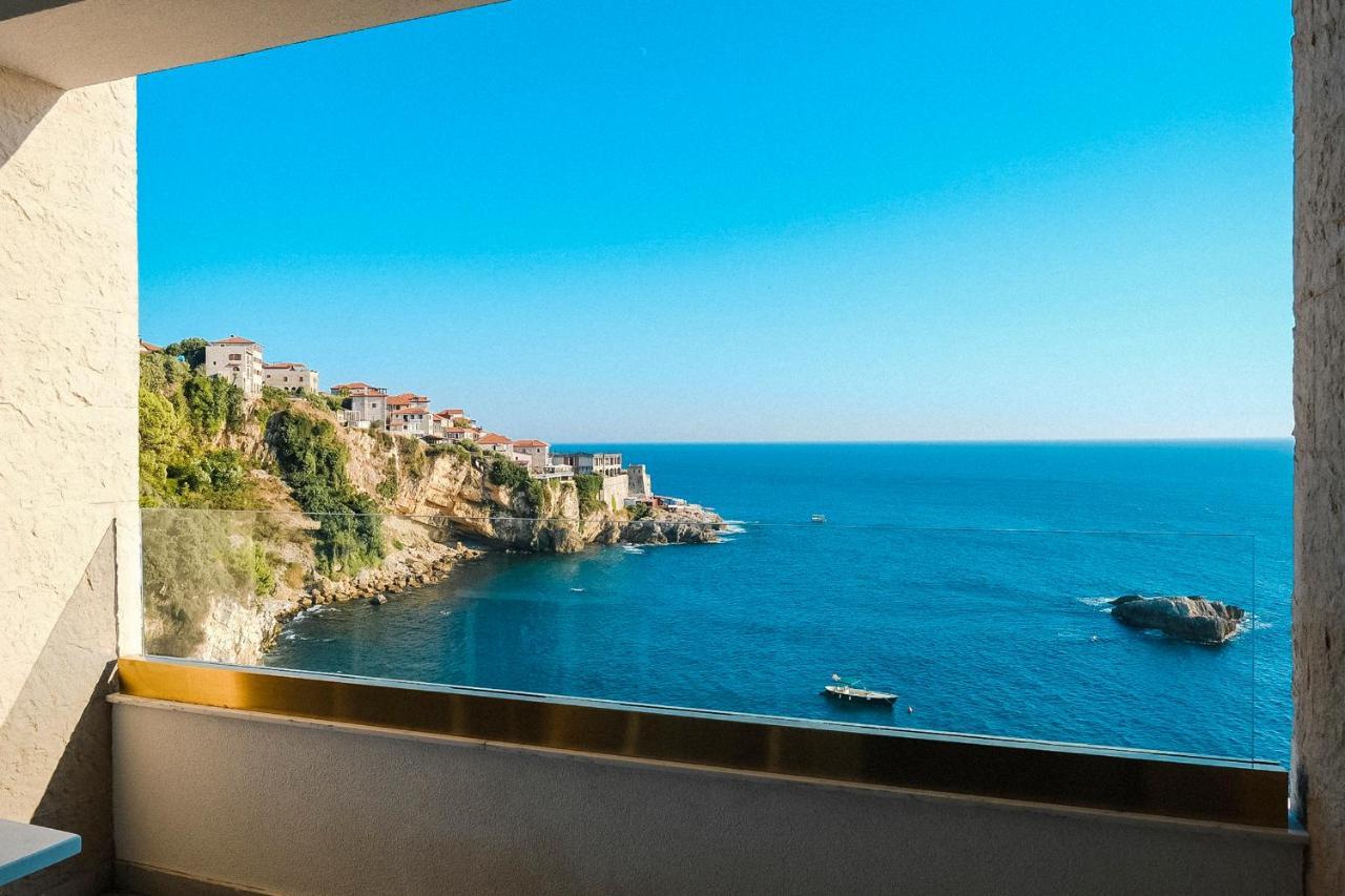 Hotel Maris Улцинь Экстерьер фото