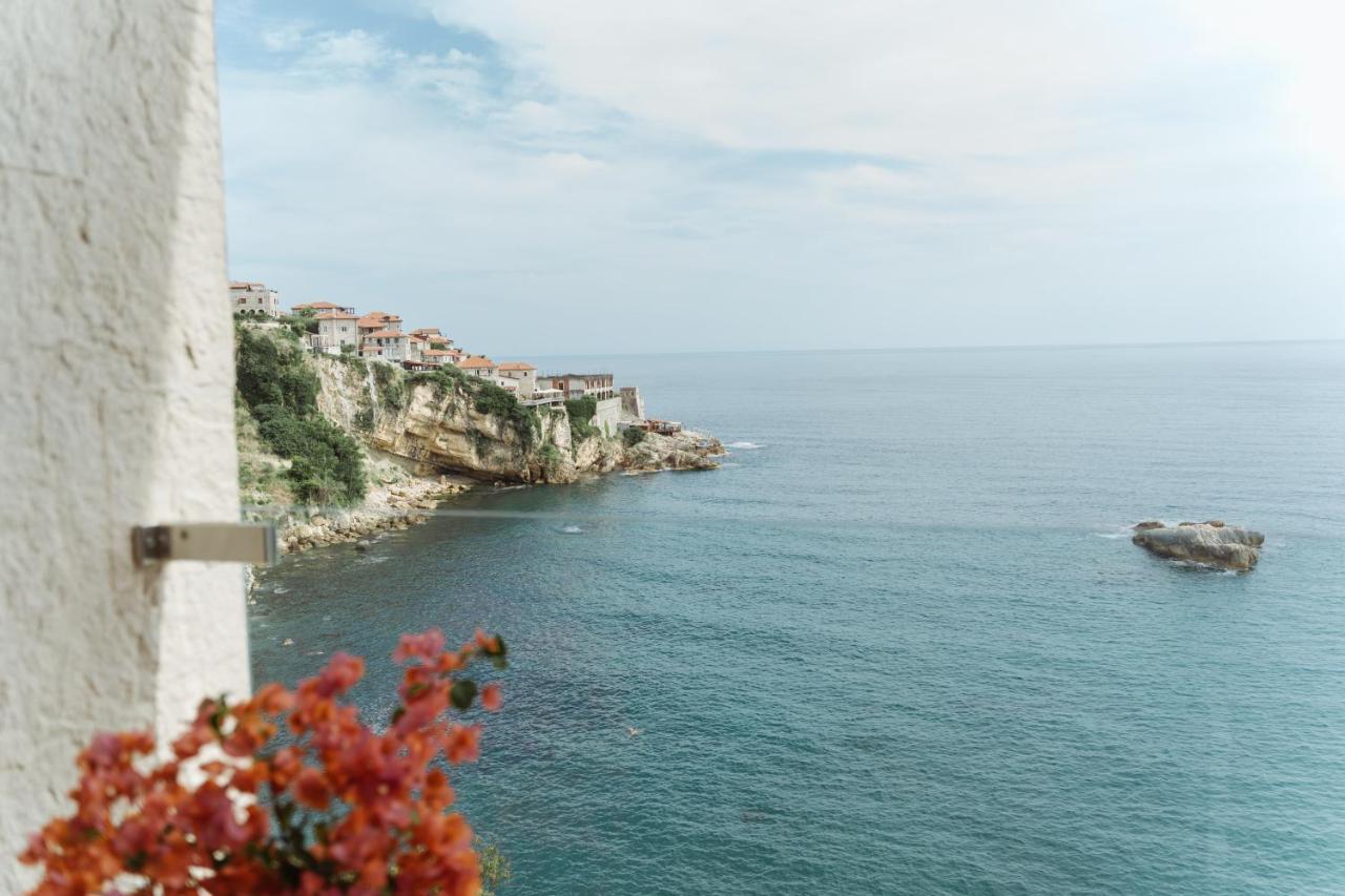 Hotel Maris Улцинь Экстерьер фото