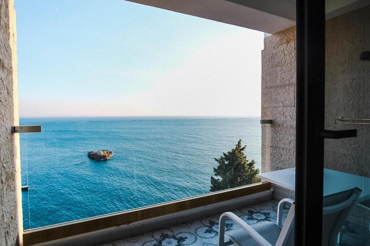 Hotel Maris Улцинь Экстерьер фото