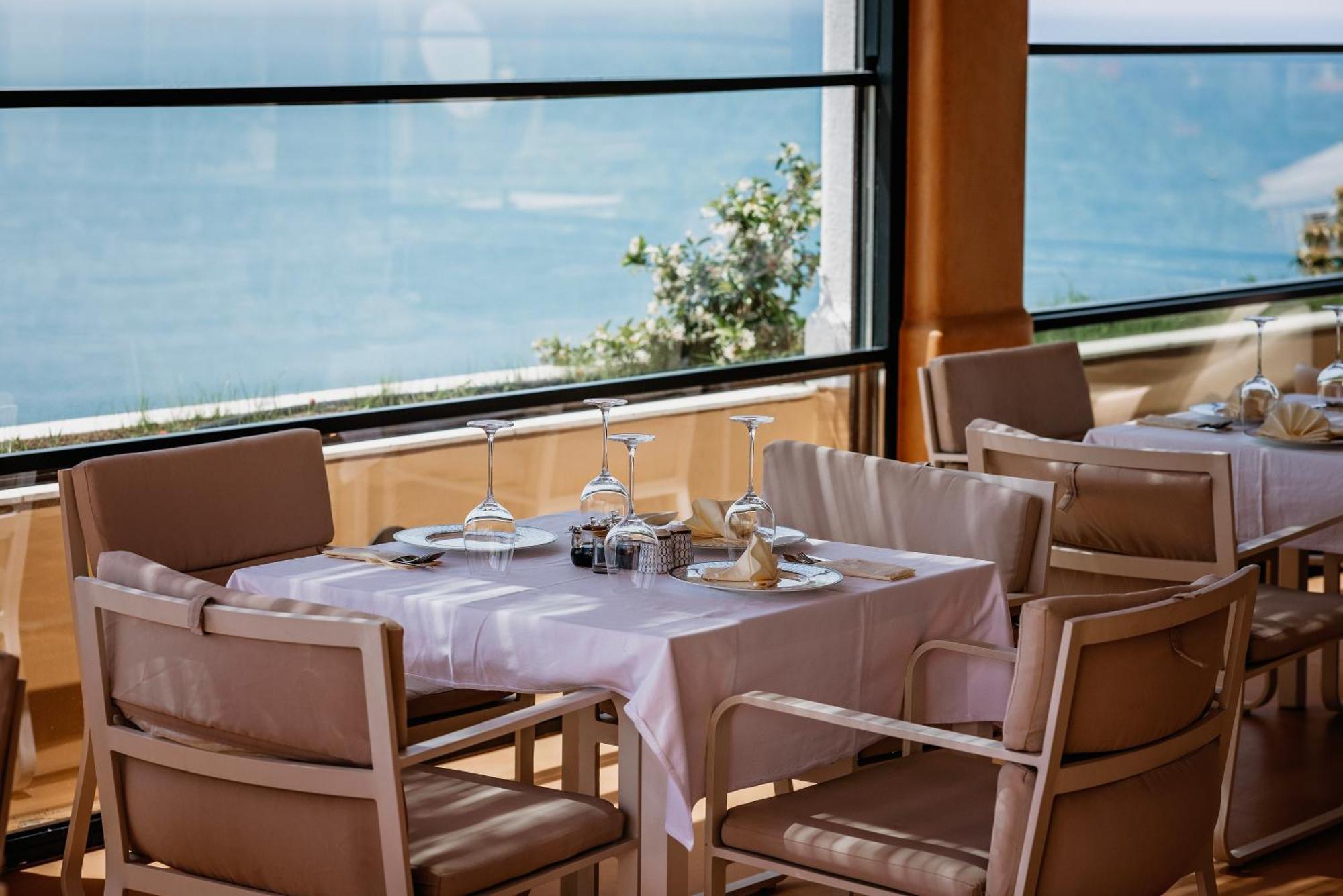 Hotel Maris Улцинь Экстерьер фото